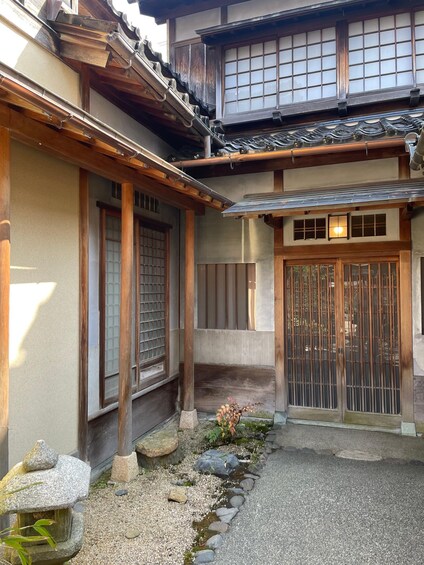 Picture 3 for Activity Kanazawa: Ikebana Workshop with Kimono Option (Location A) 4