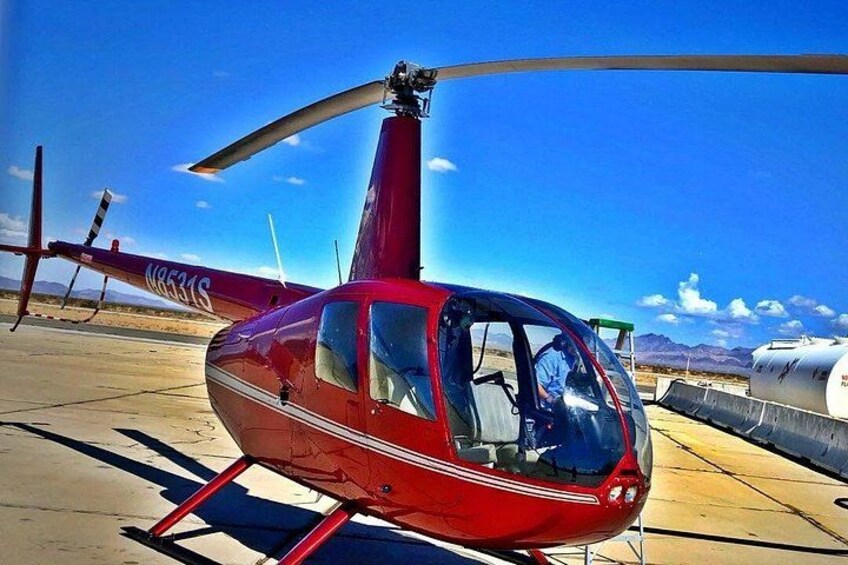 Helicopter Over Hollywood & Downtown LA–Discovery Heli Experience 3