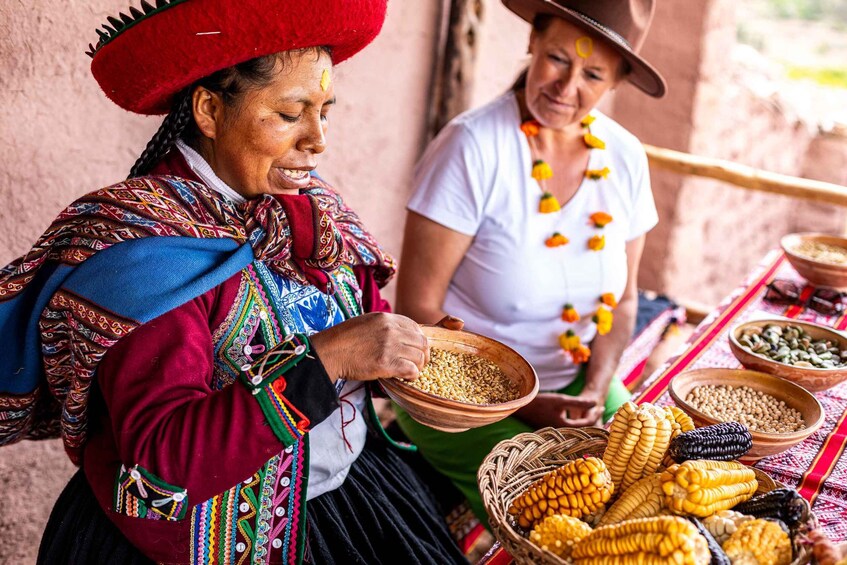 Picture 10 for Activity Cusco: Quechua Village Visit with Local Meal & Textiles 4