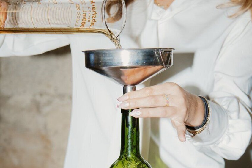 White Wine Creation Workshop and Wine Museum Tour 5