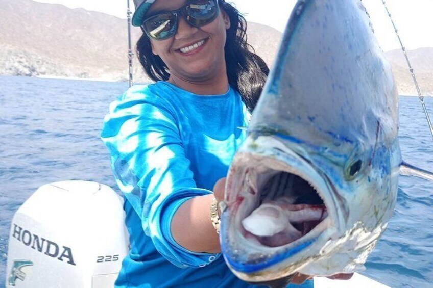 Sport Fishing Tour in La Paz 4