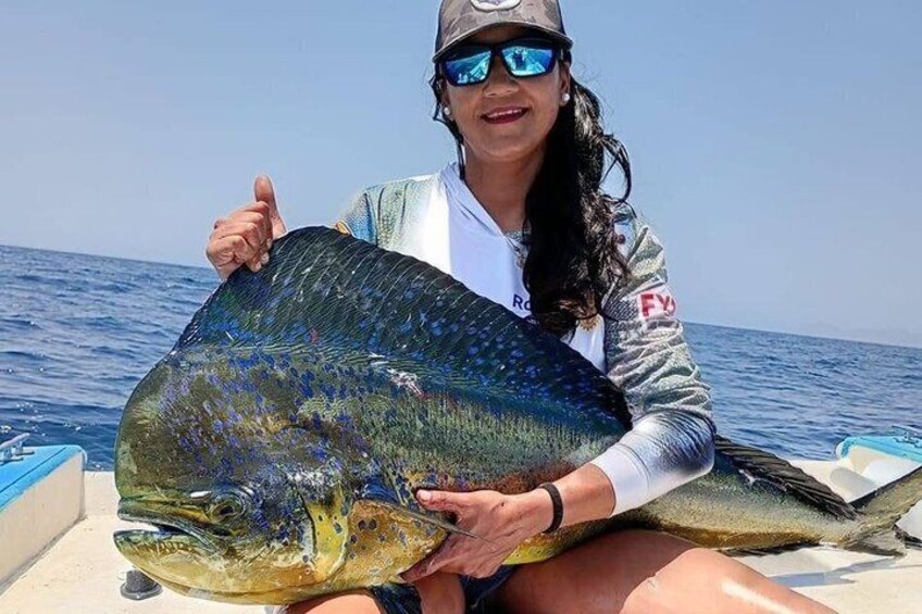 Sport Fishing Tour in La Paz 5