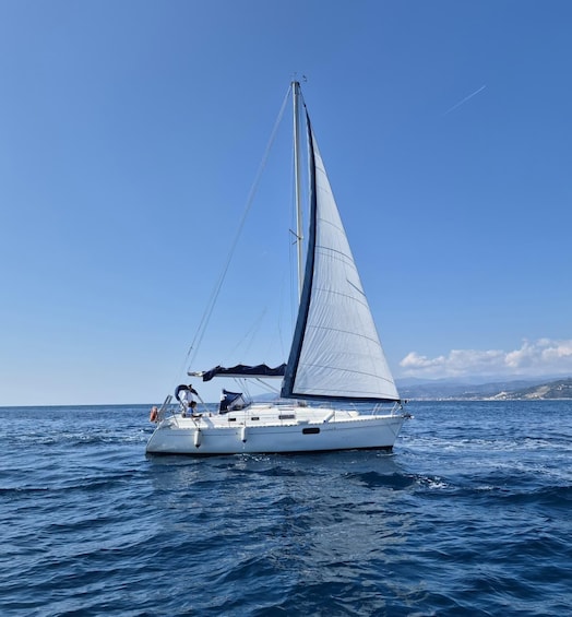 Weekend sailing on the Ligurian Coast: Relaxation and Breathtaking Views 1