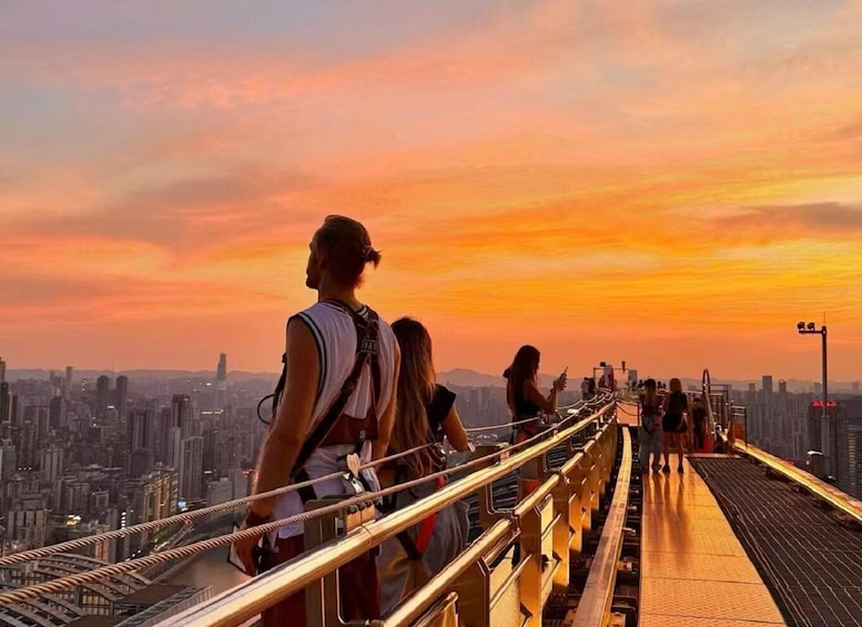 Chongqing: Breathtaking Cloud Walk Ticket at Raffles City 1