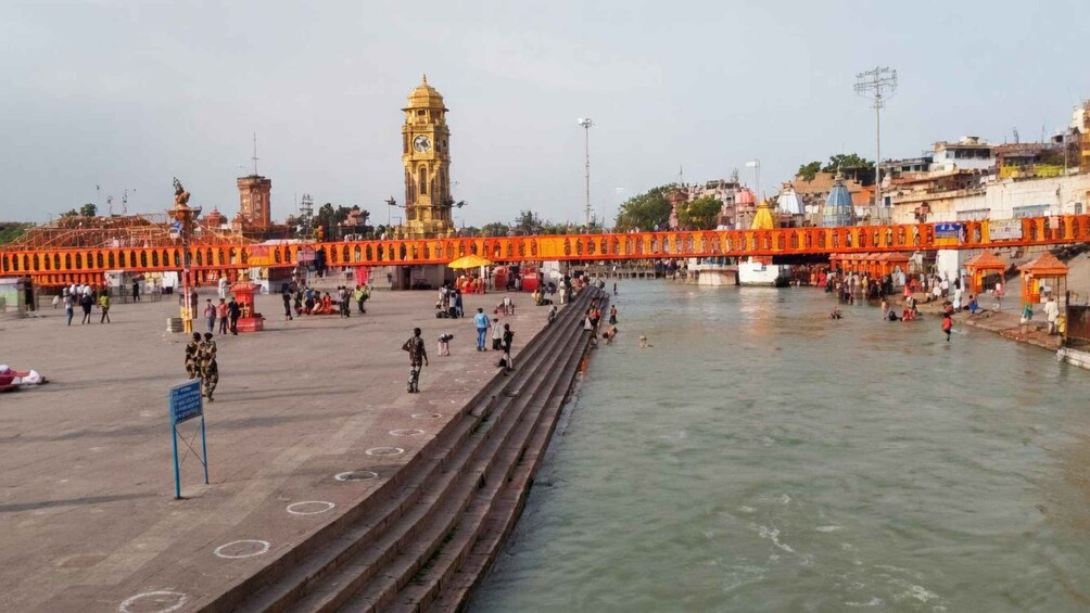 Picture 6 for Activity From Delhi: Private Haridwar & Rishikesh Tour By Car & Guide 5
