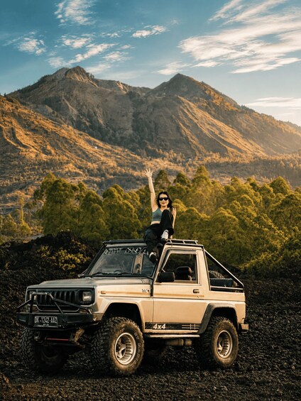 Picture 11 for Activity Bali: Kintamani Sunrise, Hot Springs, and Jeep Tour 4