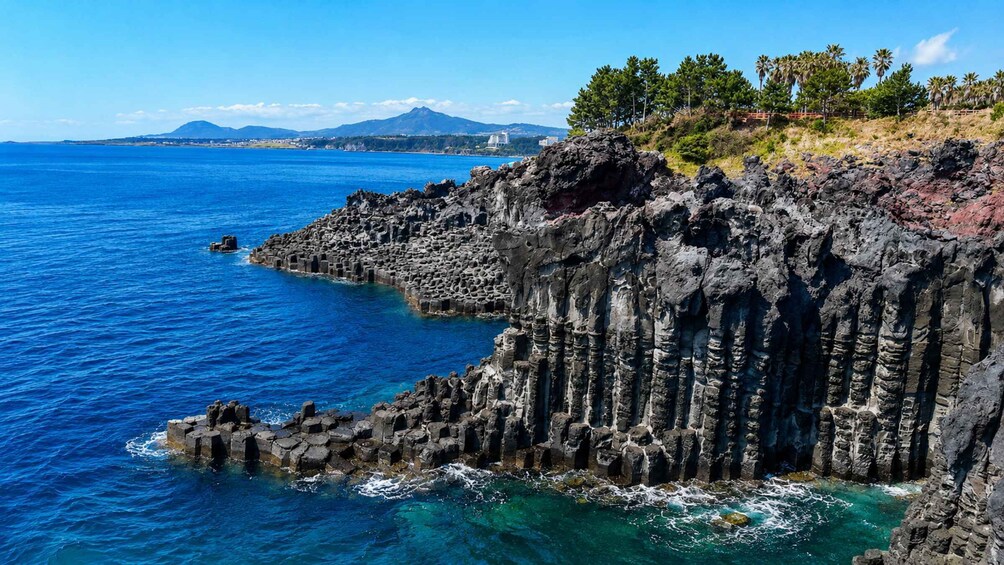 Picture 3 for Activity Jeju: Round-Island Grand Highlights Small Group Hotel Pickup 3