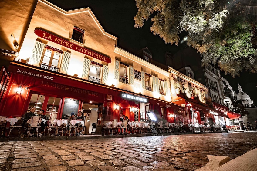 Picture 5 for Activity Guided visit of Montmartre in Spanish with cheese and wine tasting 3