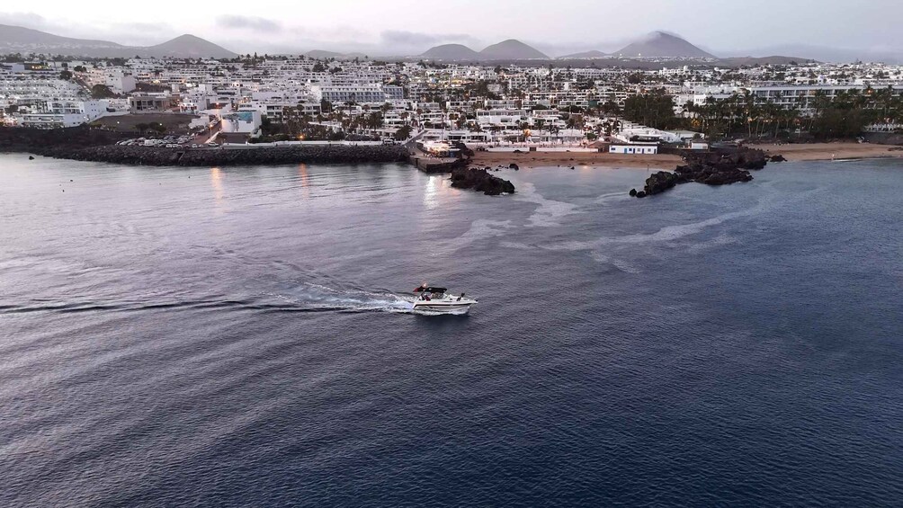 Lanzarote: Evening Boat Ride with Cocktails and Sea Views 1