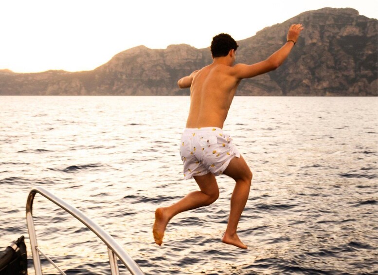 Picture 35 for Activity Lemon Boat Sunset Tour in Positano 3