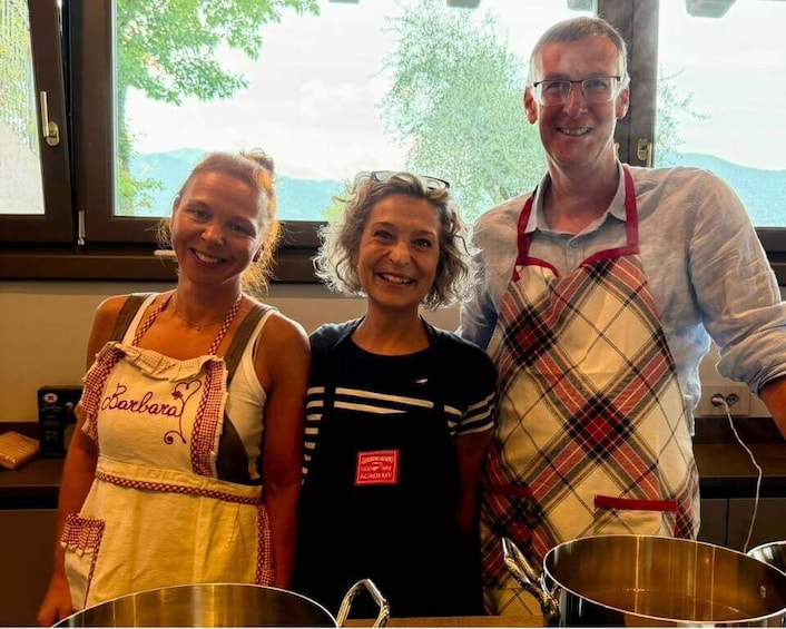 Picture 10 for Activity Iseo: Market Tour, Cooking Class, and Lakeside View 4