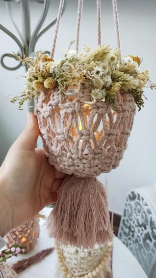 Picture 1 for Activity Leipzig: Macrame Candle Holder Workshop with Personalisation 4