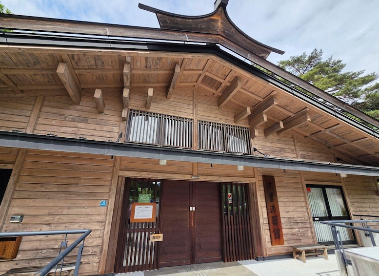 Picture 5 for Activity Nagano: Japanese Lacquerware Craft Tour in the Kiso Valley 3