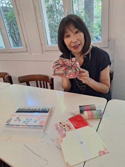 Picture 3 for Activity Lyon: Creative Japanese Art Workshop with Paper and Brush 2