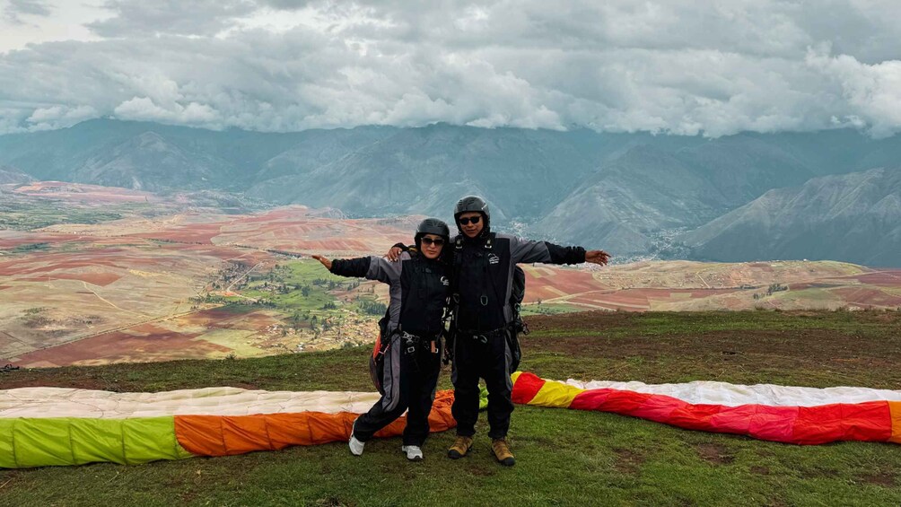 Picture 5 for Activity Paragliding: Fly over the Sacred Valley 3