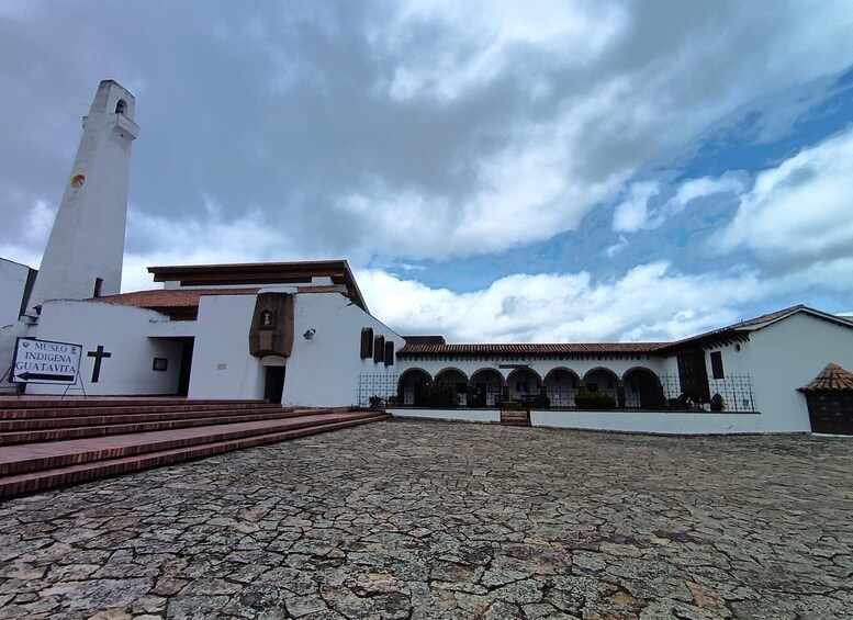 Picture 28 for Activity Sightseeing tour of Guatavita Village, Lagoon, Crazy House, and La Calera Vantage Point 4