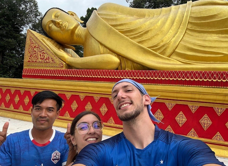 Phnom Penh Silk Island: Buddhism Philosophy and Beliefs Tour 1
