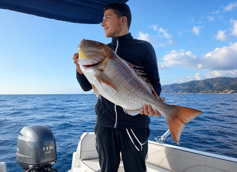 Fishing charter in Capo Mele and Andora: Relaxation, Fun and Pure Adrenaline 1