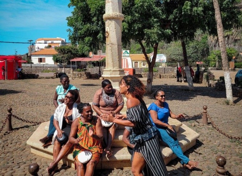 Picture 12 for Activity Cidade Velha Walking Tour: Professional Photo Memories 2