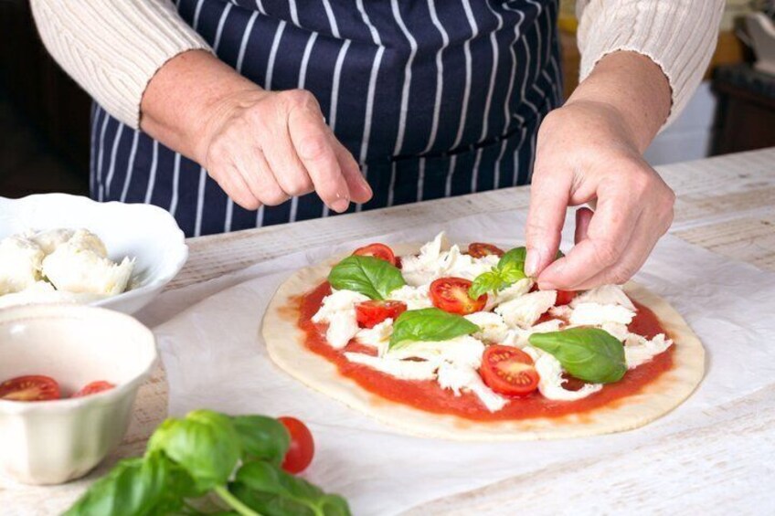 Fun Pizza Making Class With a Local Chef in San Diego 3