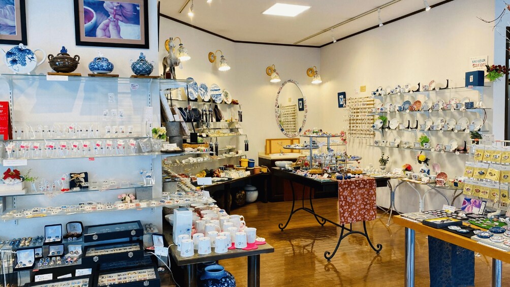 Picture 5 for Activity Arita: Porcelain Bead Accessory-Making Workshop(1–3 Pax) 5