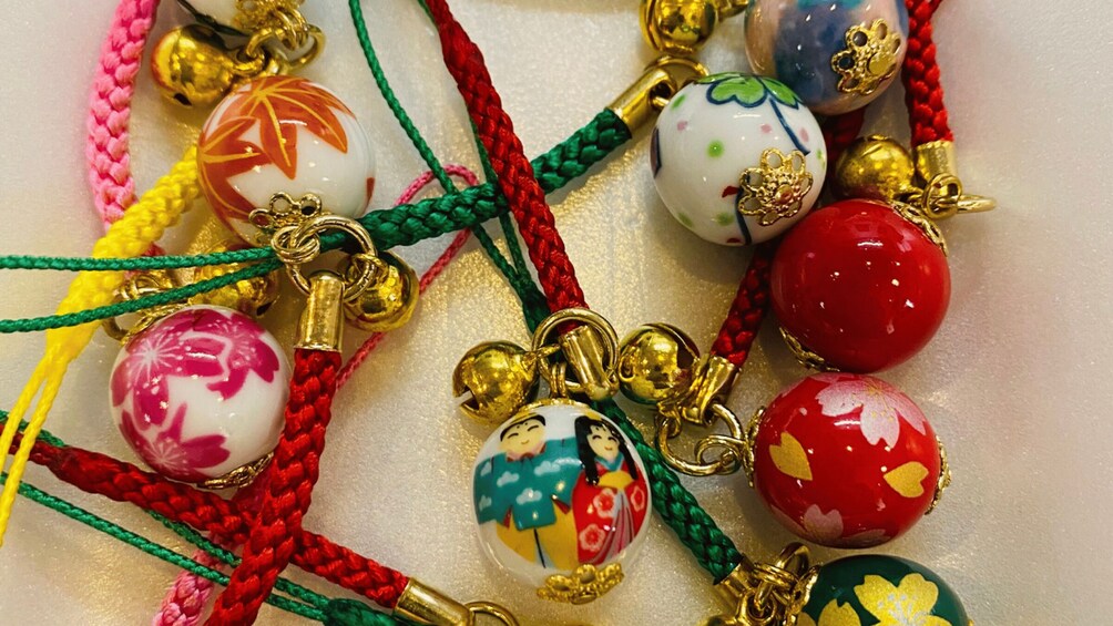 Picture 6 for Activity Arita: Porcelain Bead Accessory-Making Workshop(1–3 Pax) 3
