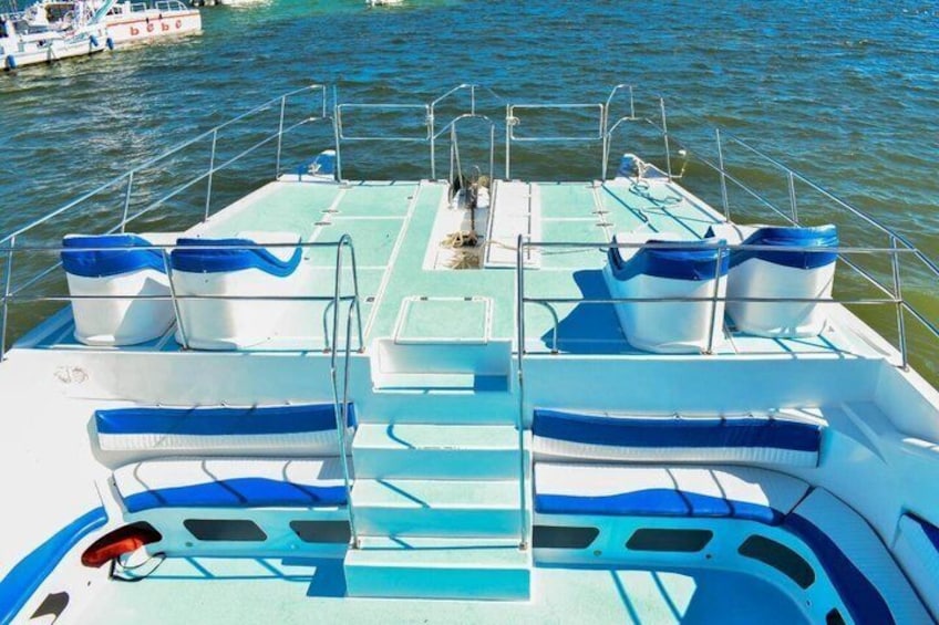 Infinity Hip Hop Party Boat Snorkeling 4