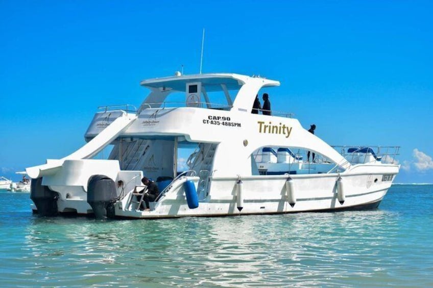 Infinity Hip Hop Party Boat Snorkeling 5