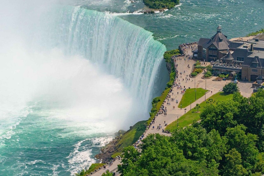 Picture 7 for Activity Niagara Falls + Skylon Tower + Boat + Vineyards + IMAX movie 3
