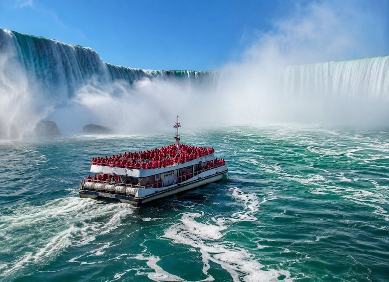 Niagara Falls Day Tour with Boat Cruise, Winery from Toronto 1