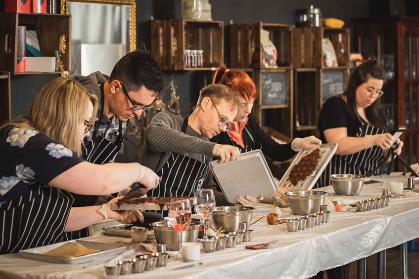 Picture 1 for Activity Hamilton: Chocolate Making Workshop with Tasting 2