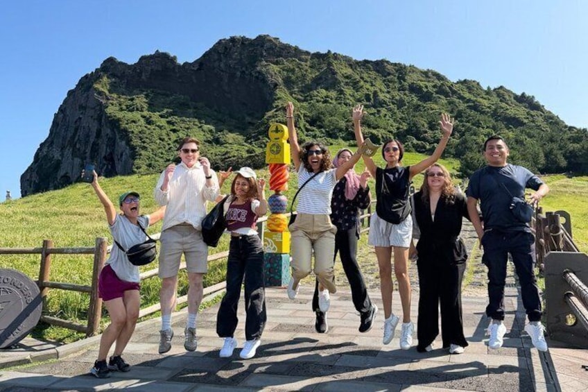 Jeju East UNESCO Seongsan and Haenyeo Tour From Seogwipo 1