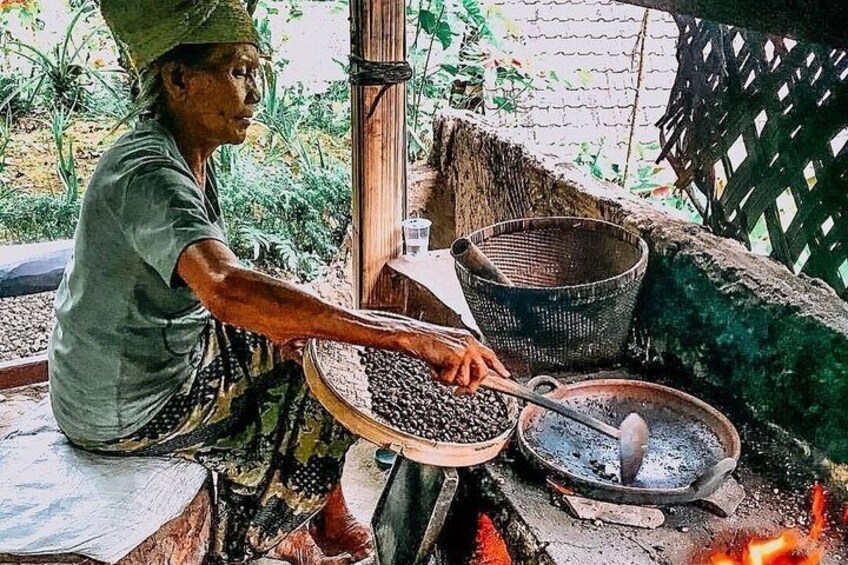 Kintamani Mount Batur Jeep Tour and Natural Hot Spring 4