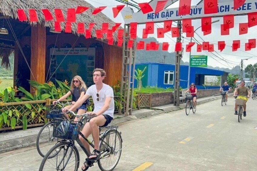 1 Day Cat Ba Tour Jungle Trekking and Viet Hai Village Cycling 2