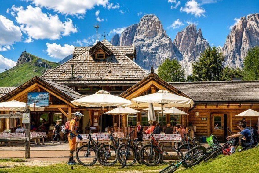 Sellaronda tour of the four steps ebike tour 3
