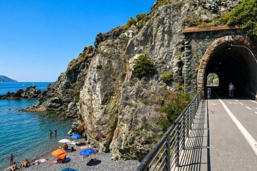 Levanto bike tour on the bike path of the Ligurian coast 5