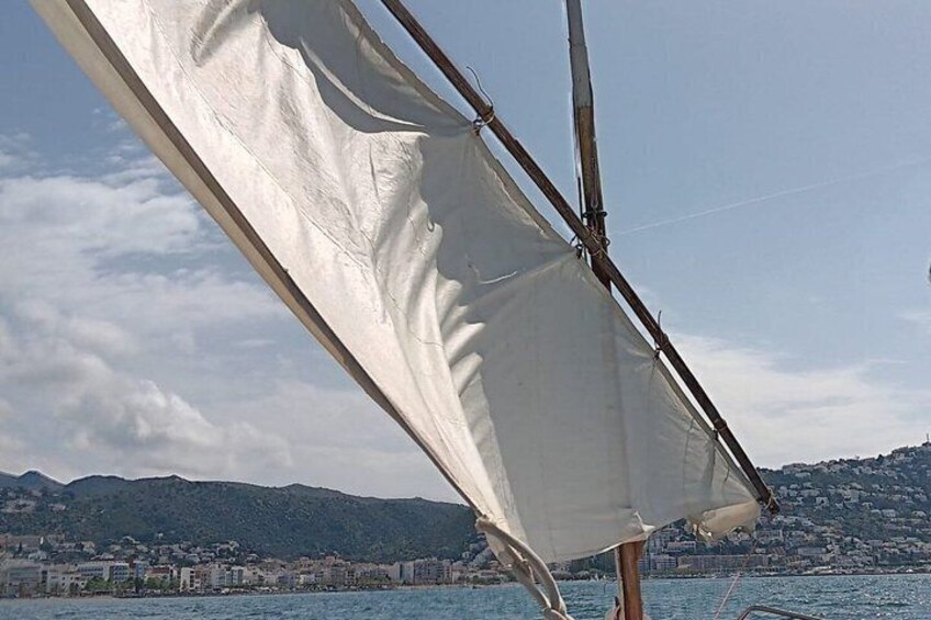 Private Tours by Traditional Boat to Calas with Appetizer 5