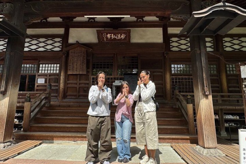 Kanazawa Ninja Temple and Geisha District Walking Tour 1