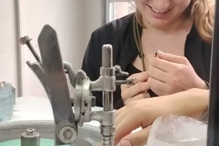 Bogotá Authentic Emerald Carving Workshop - LAUNCH PRICE 5