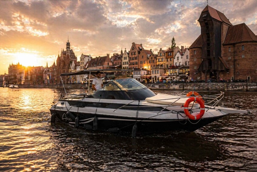Picture 3 for Activity Gdańsk: Prosecco Boat Cruise with Drinks and Music 3