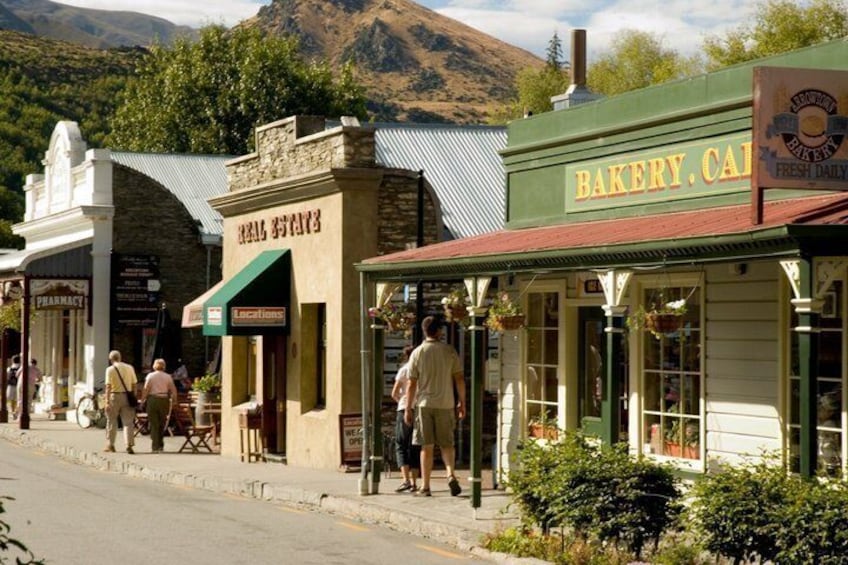 Arrowtown & Queenstown Kiwi Special Tour, Local discovery tour. 1