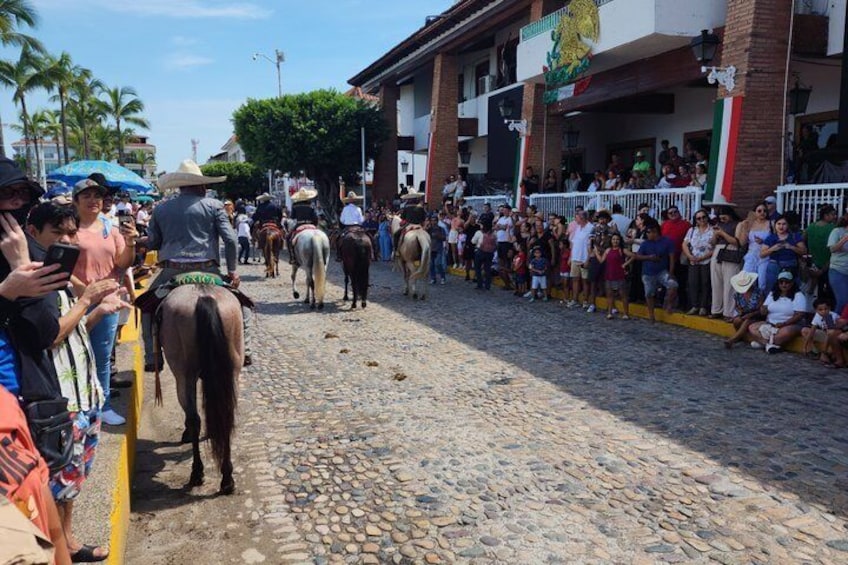 Puerto Vallarta City Highlights Culture Shopping and Tequila 5