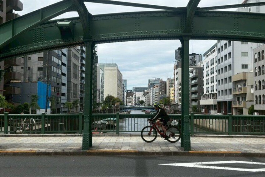 Tokyo E bike Tour History of Geisha Tsukiji 3