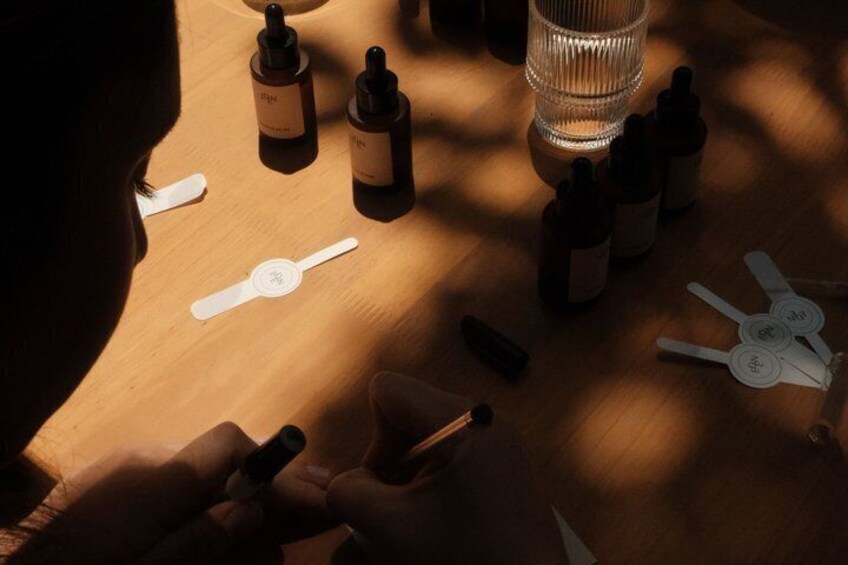 Design your Author Fragrance in Provence Medellin 4