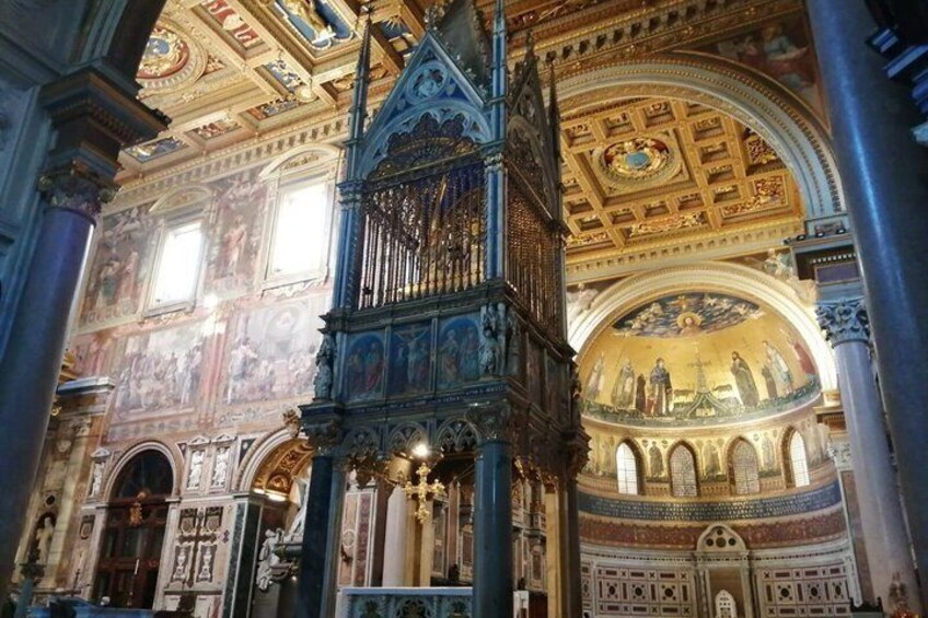 Four Papal Basilicas Small Group Guided Tour with Transfer 1
