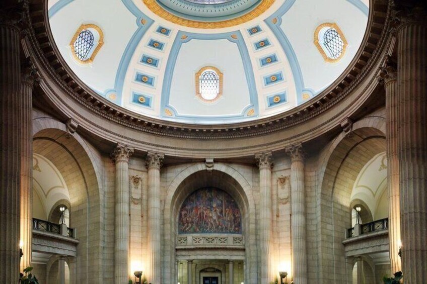 The Wickedest City Walk: Inside the Manitoba Legislative Building 3