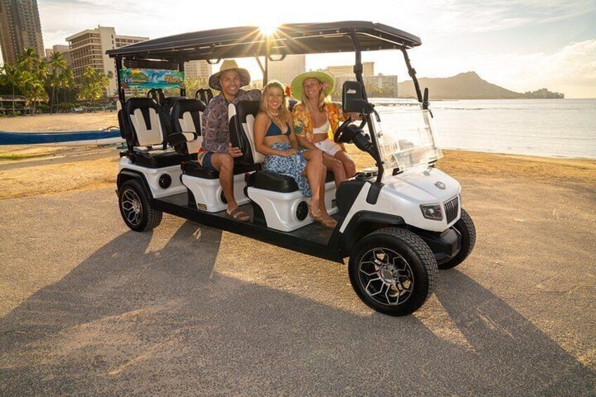 Waikīkī to Kahala Beach Open-Air Coastal EV Adventure 3
