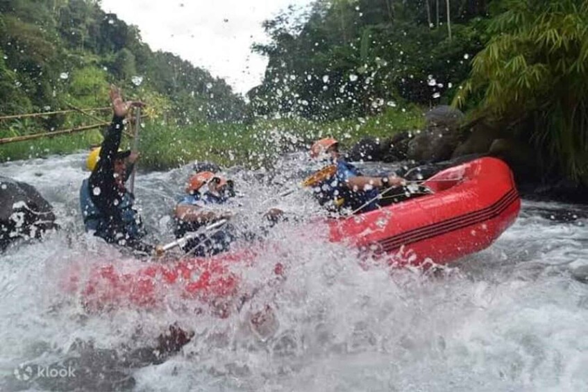 Picture 4 for Activity Bali Sidemen: Private Telaga Waja River Rafting With Lunch 4