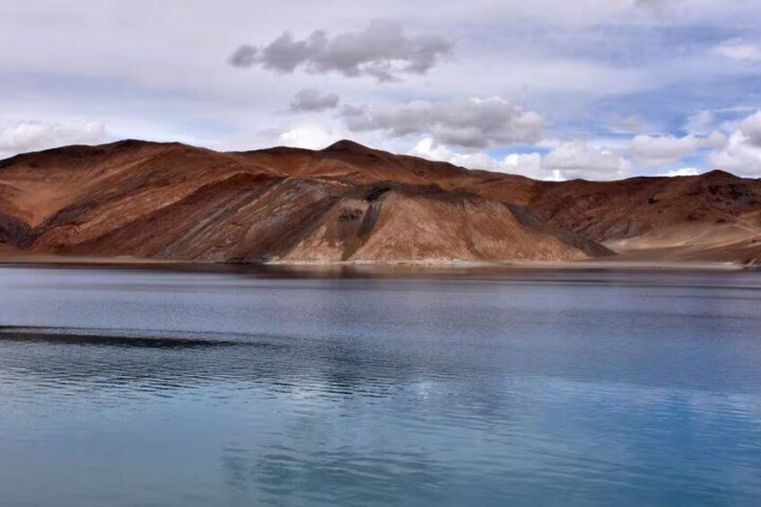 6 Days Private Ladakh Tour Nubra Pangong and Khardung La Pass 5
