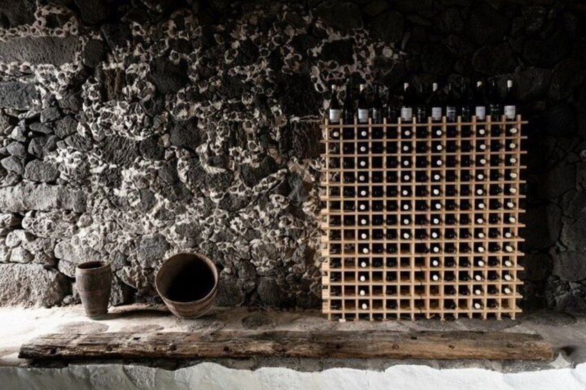 Classic Tasting of 4 Volcanic Wines at Adega do Vulcão in Pico 2